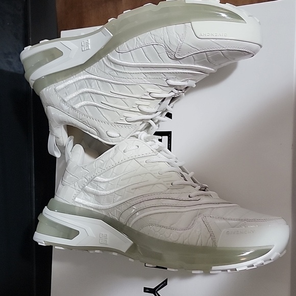 Authentic givenchy giv 1 sneakers - Picture 14 of 15
